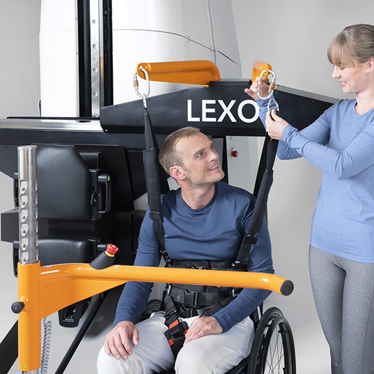 Robotizētais staigāšanas trenažieris pacientiem ar ierobežotām kustību spējām neiroloģisku bojājumu dēļ.